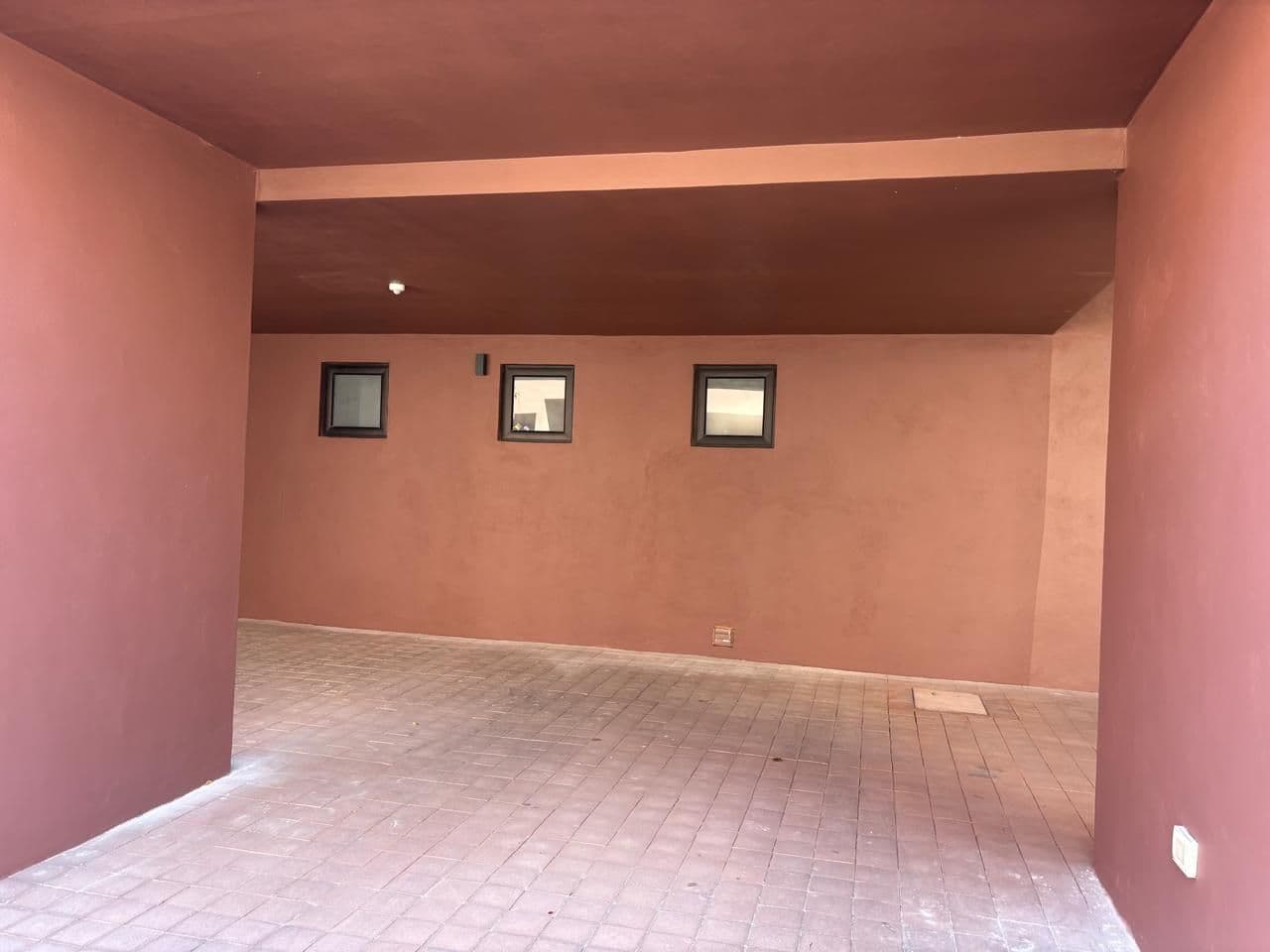 Barrio Santo PH — Barrio Santo, San Miguel de Allende — photo 17 — spacious, sun-flooded gallery space