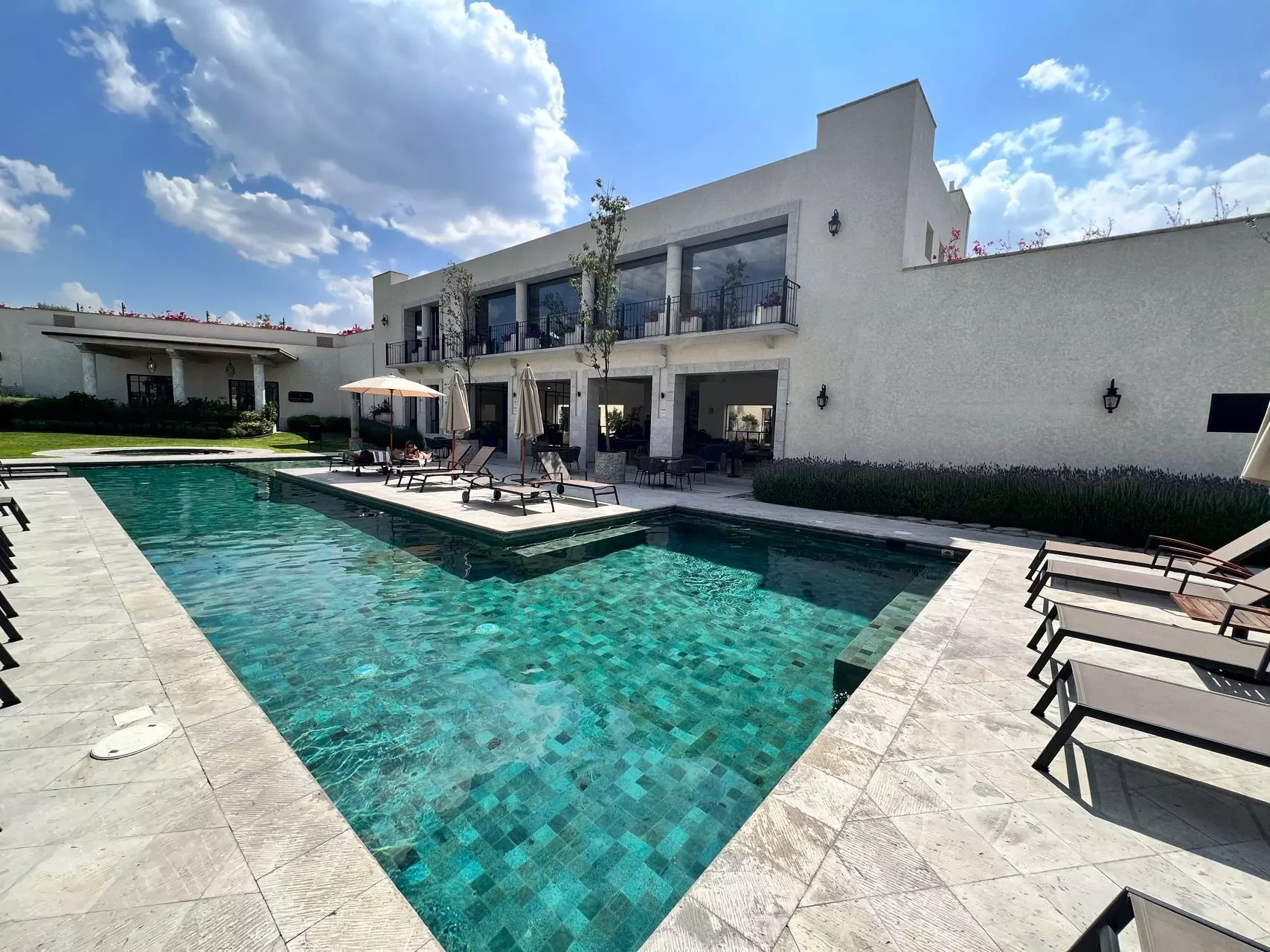 Casa Luminaria — La Luminaria, San Miguel de Allende — photo 6 — contemporary luxury pool oasis, architectural elegance