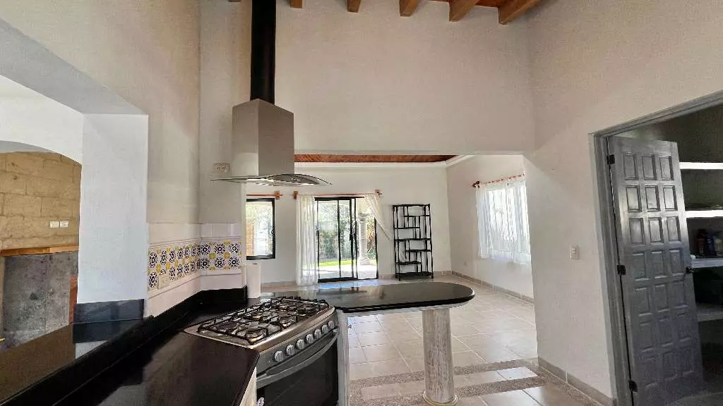 Villa 2 R 2 B En Rancho Labradores — Los Labradores, San Miguel de Allende — photo 4 — bright traditional mexican kitchen oasis