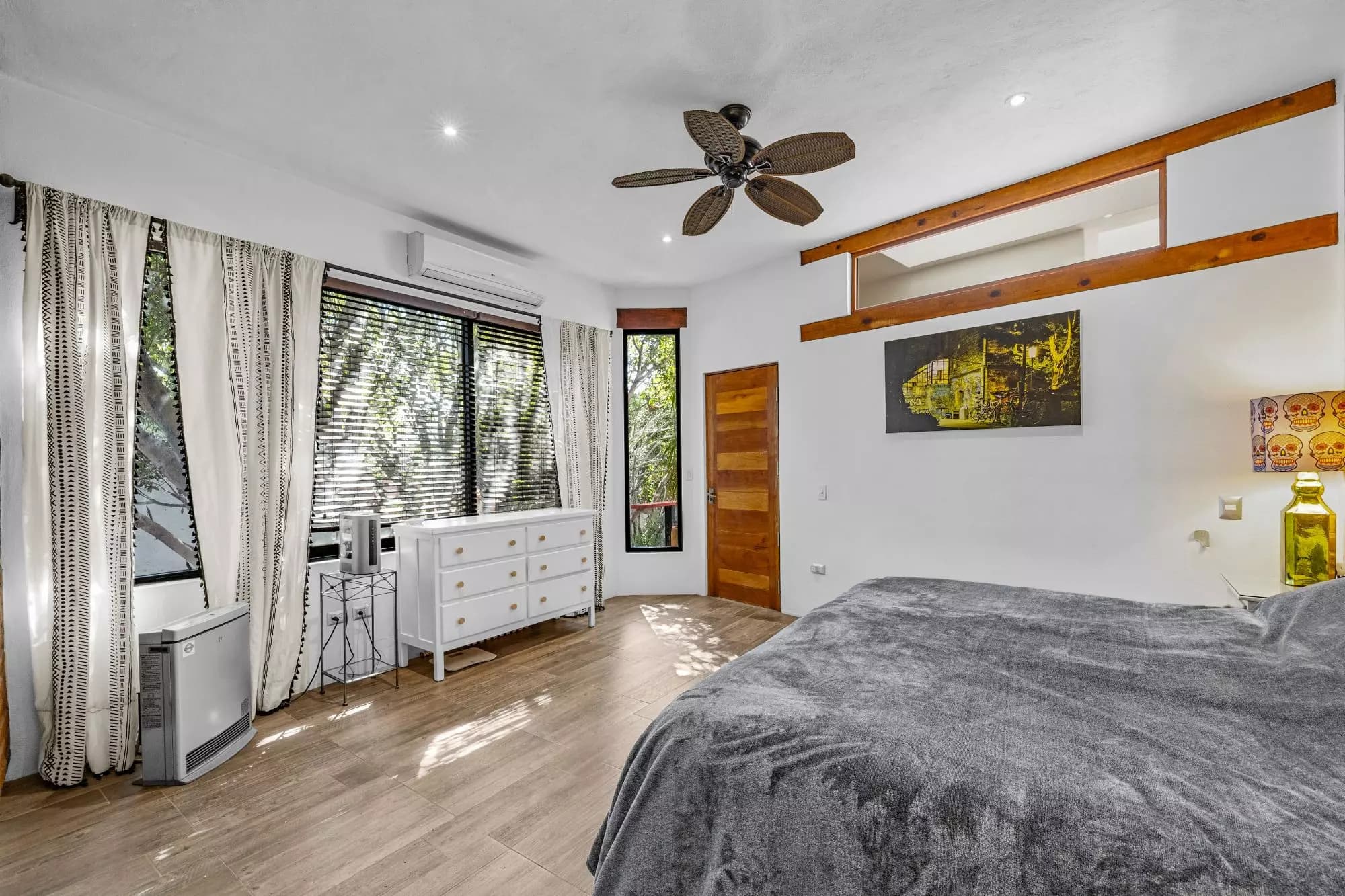 Casa Entre Arboles — San Antonio, San Miguel de Allende — photo 23 — serene primary suite, radiant natural light