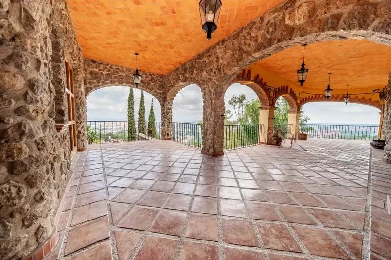 La Casona de Montitlan — Balcones, San Miguel de Allende — photo 14 — breathtaking arched terrace with panoramic views
