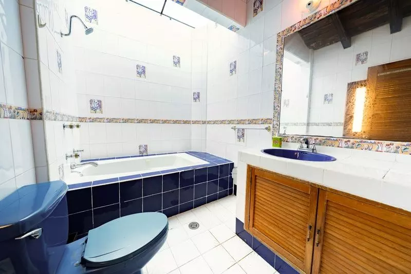 La Casona de Montitlan — Balcones, San Miguel de Allende — photo 17 — charming traditional bathroom with authentic tiles