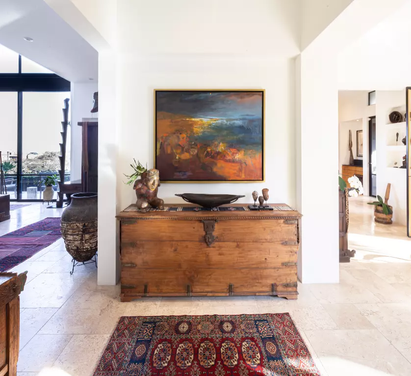 Casa Luz — Balcones, San Miguel de Allende — photo 4 — luminous gallery showcasing curated artistry