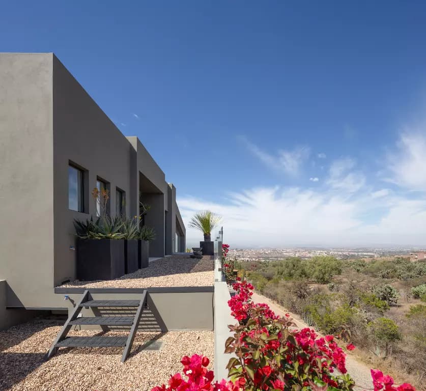Casa Luz — Balcones, San Miguel de Allende — photo 14 — contemporary elegance overlooking sprawling vistas