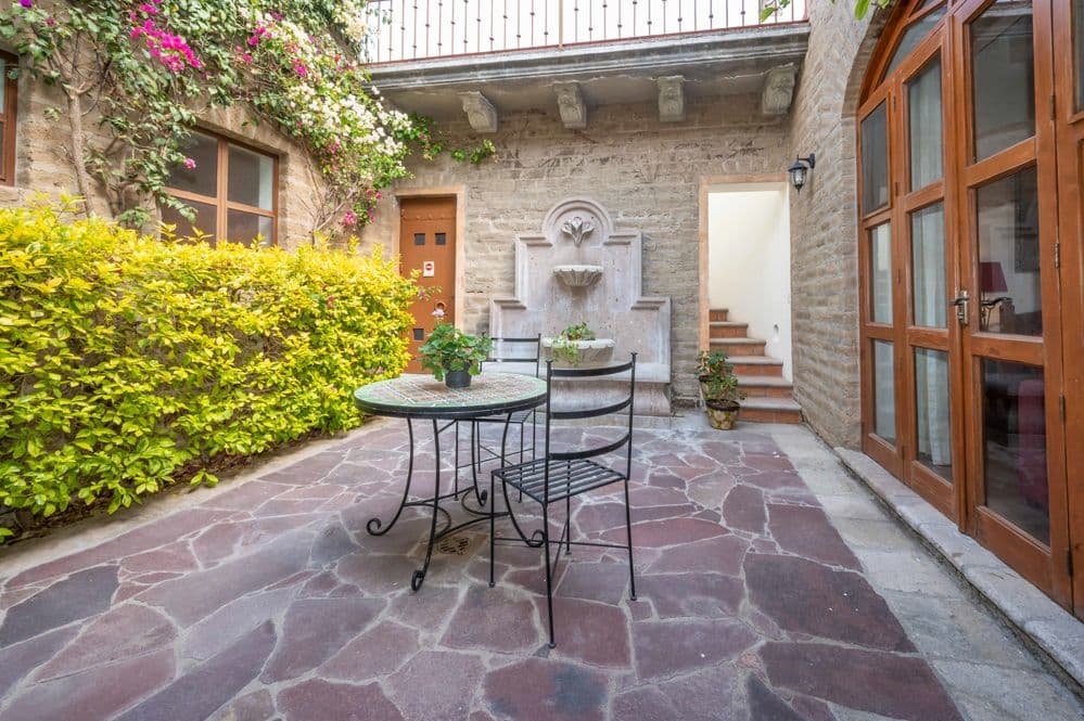Casa Cactus — El Cortijo, San Miguel de Allende — photo 11 — charming courtyard, lush gardens, timeless elegance