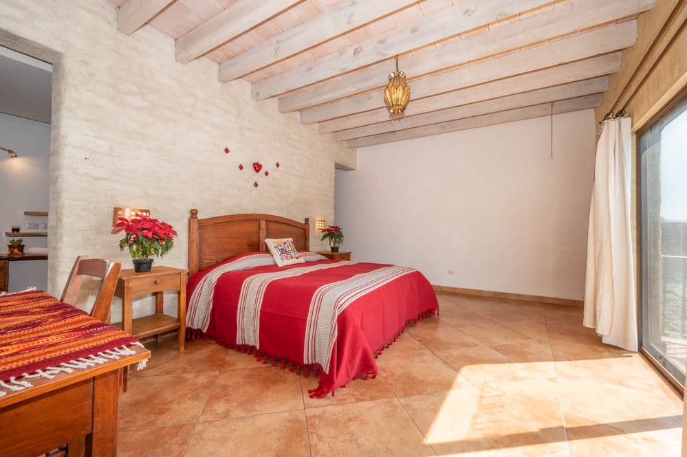 Casa Cactus — El Cortijo, San Miguel de Allende — photo 18 — rustic elegance meets modern comfort