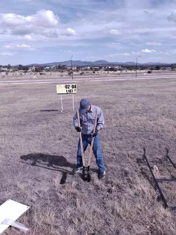 El Carmelo Lot — Camino a Dr Mora, San Miguel de Allende — photo 2 — expansive canvas awaits visionary development