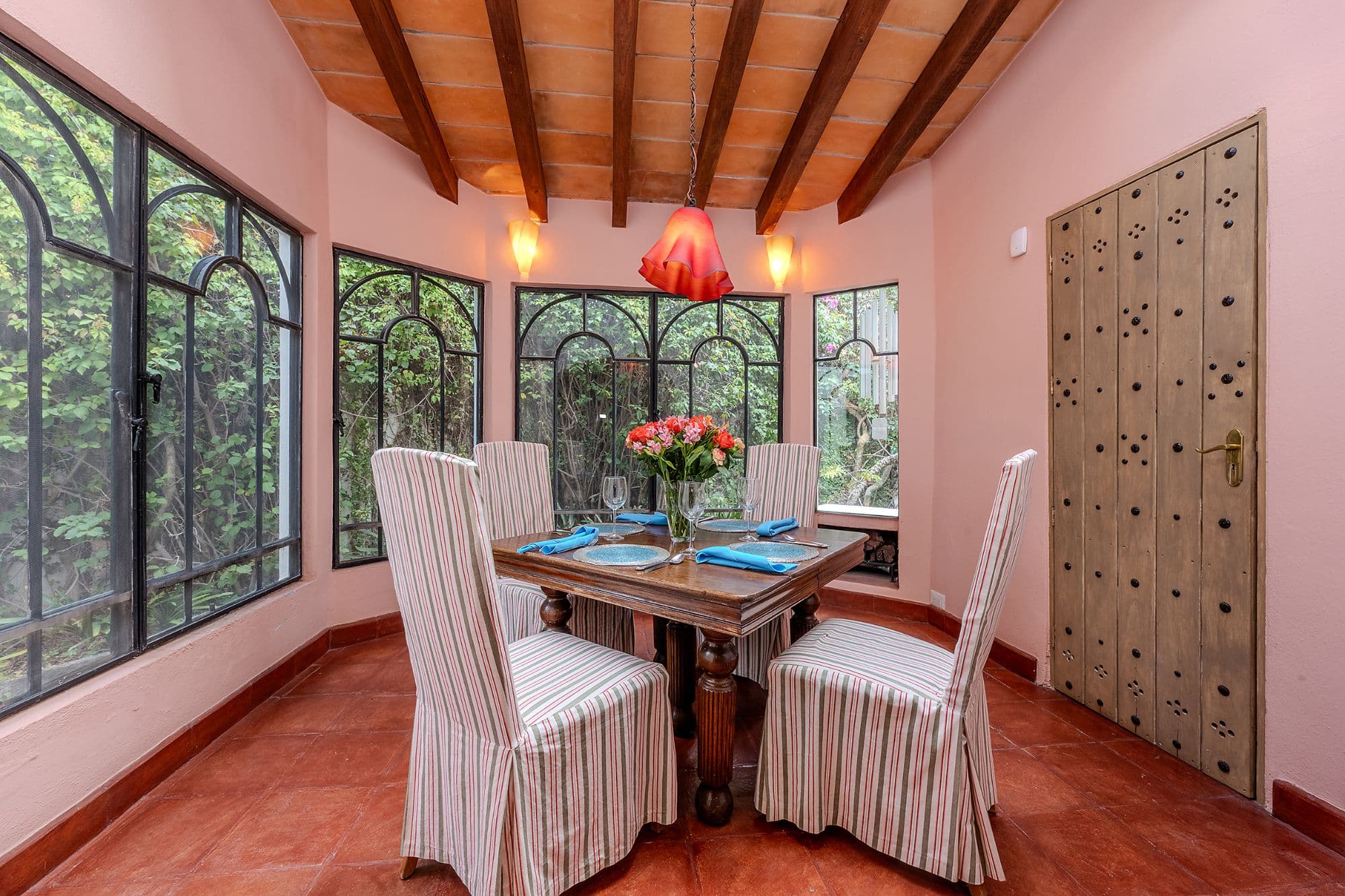 Casa Java — Atascadero (Arcos de San Miguel), San Miguel de Allende — photo 5 — luminous dining room, colonial charm, lush views