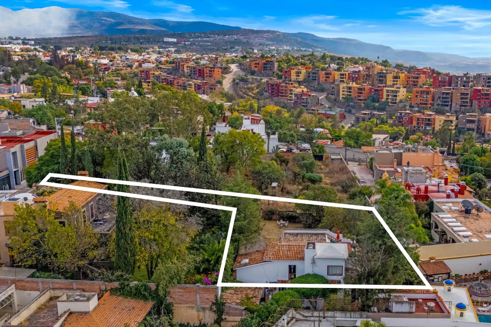 The Hidden House — Rinconada de Los Balcones, San Miguel de Allende — photo 10 — verdant retreat with panoramic valley vistas