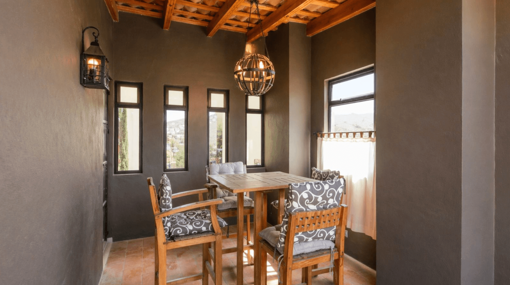 Casa Zen — El Obraje, San Miguel de Allende — photo 23 — luminous colonial retreat with panoramic views