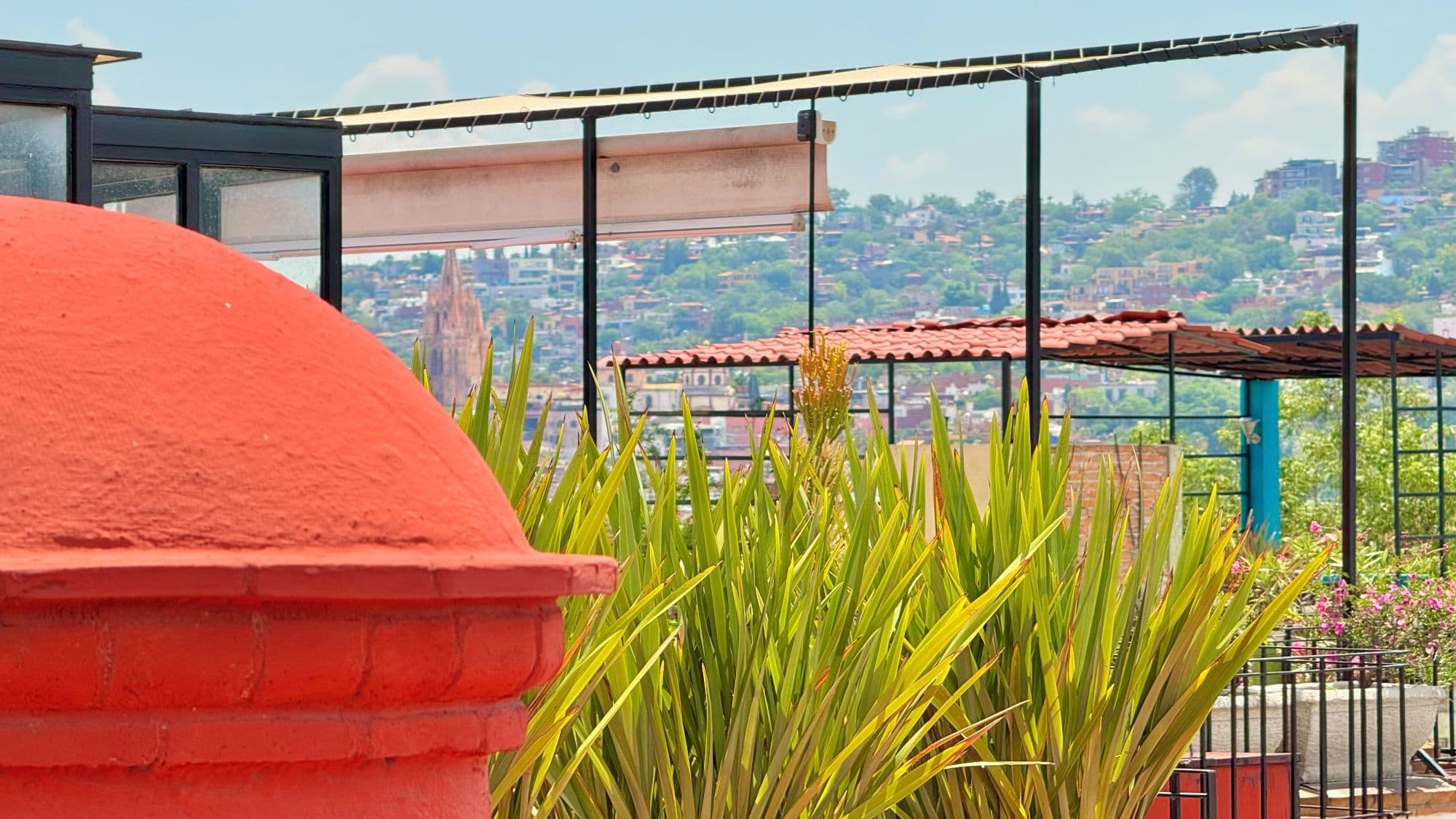 Casa Esperanza San Antonio — San Antonio, San Miguel de Allende — photo 22 — panoramic city views, modern rooftop sanctuary