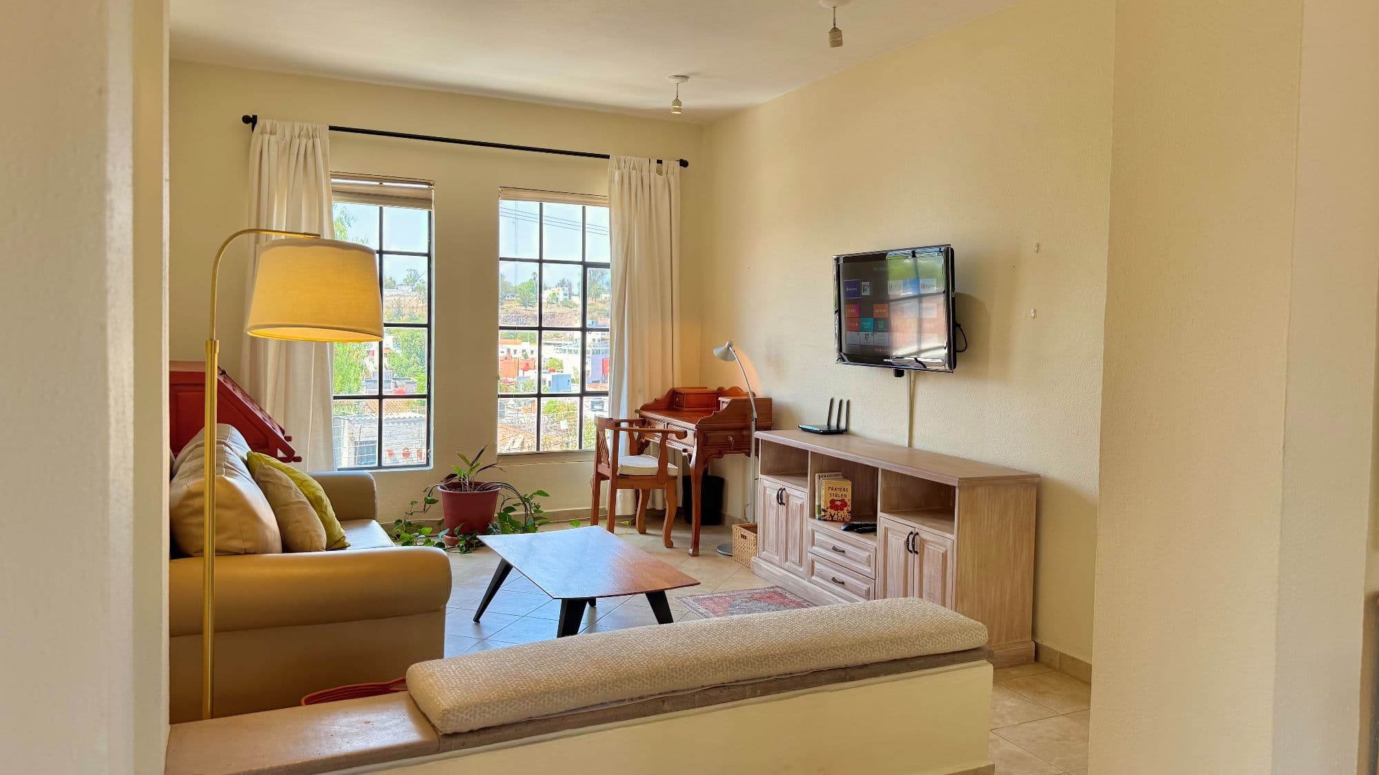 Casa Esperanza San Antonio — San Antonio, San Miguel de Allende — photo 17 — sun-drenched contemporary living with panoramic city views
