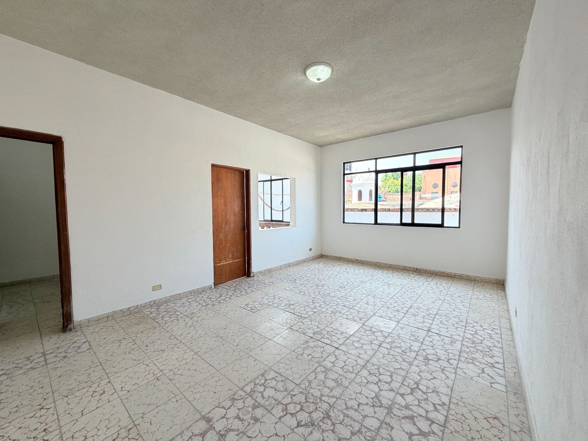 Casa Torres — Centro, San Miguel de Allende — photo 2 — bright, spacious room with natural light