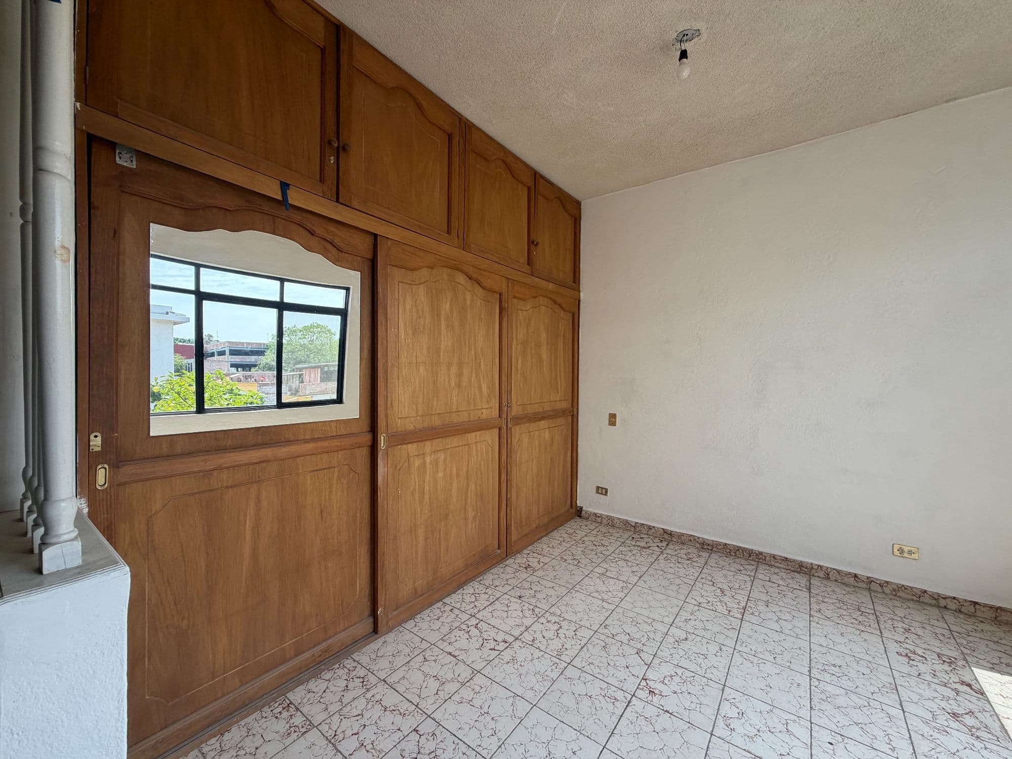Casa Torres — Centro, San Miguel de Allende — photo 40 — charming bedroom with architectural character