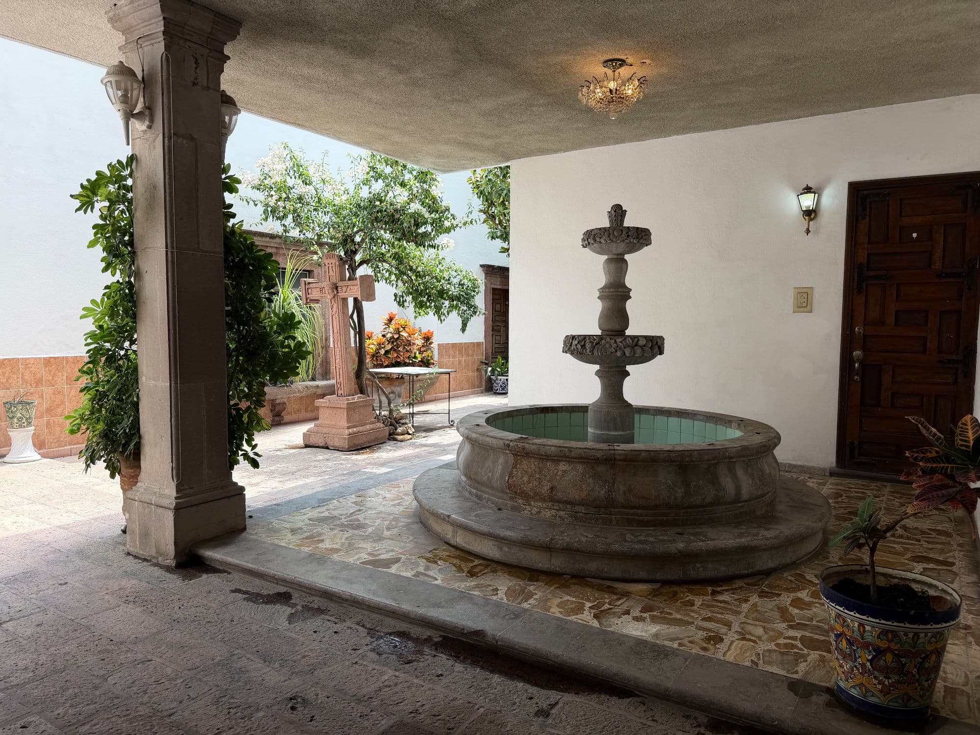 Casa Torres — Centro, San Miguel de Allende — photo 40 — charming courtyard with traditional fountain