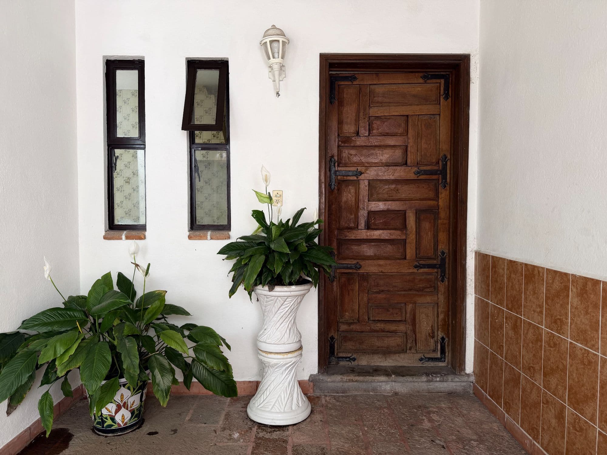 Casa Torres — Centro, San Miguel de Allende — photo 38 — charming colonial entry with authentic character