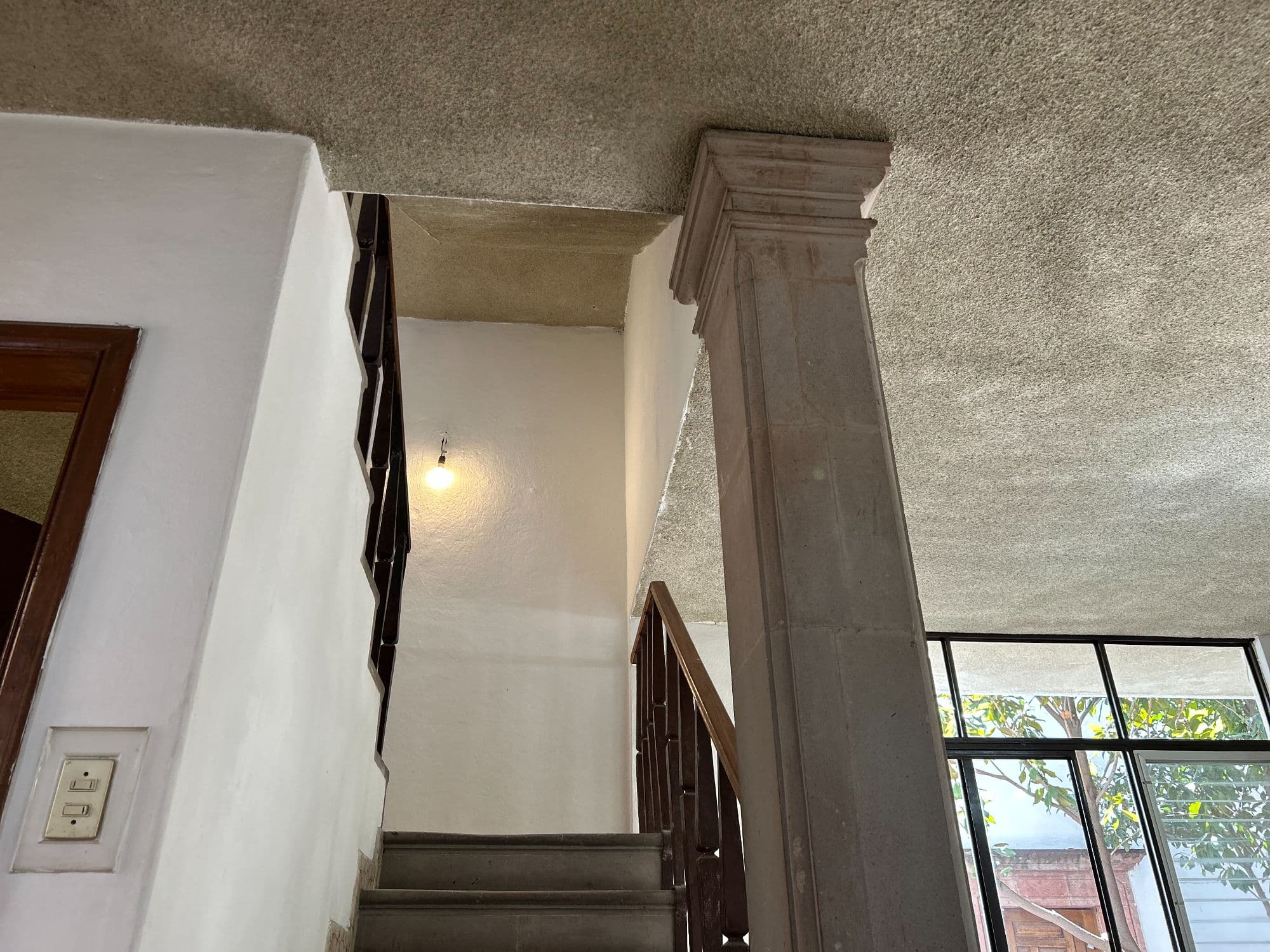 Casa Naranjo — San Miguel de Allende Centro, San Miguel de Allende — photo 13 — elegant stairwell, soaring architectural details
