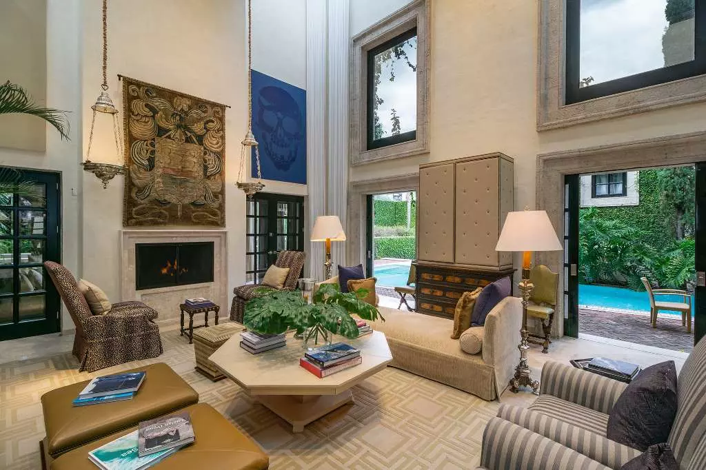 Casa Stream — Centro, San Miguel de Allende — photo 14 — soaring ceilings, poolside living elegance