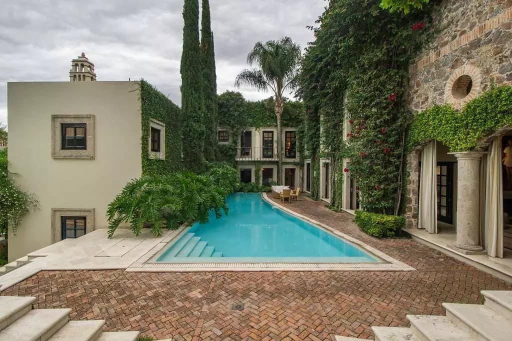 Casa Stream — Centro, San Miguel de Allende — photo 17 — stunning courtyard hacienda with resort-style pool