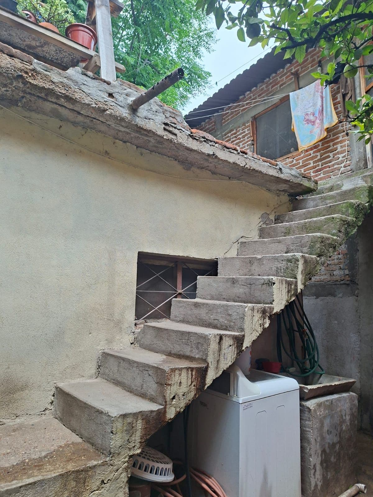Terreno Árboles — Centro, San Miguel de Allende — photo 6 — charming rustic staircase, authentic character