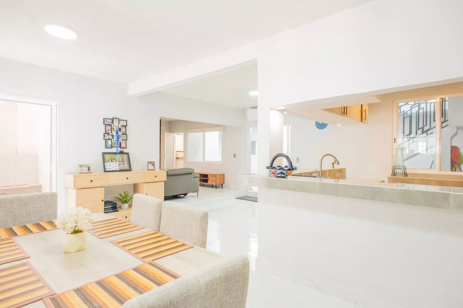 Casa Sara — Lindavista, San Miguel de Allende — photo 2 — luminous open-concept living sanctuary