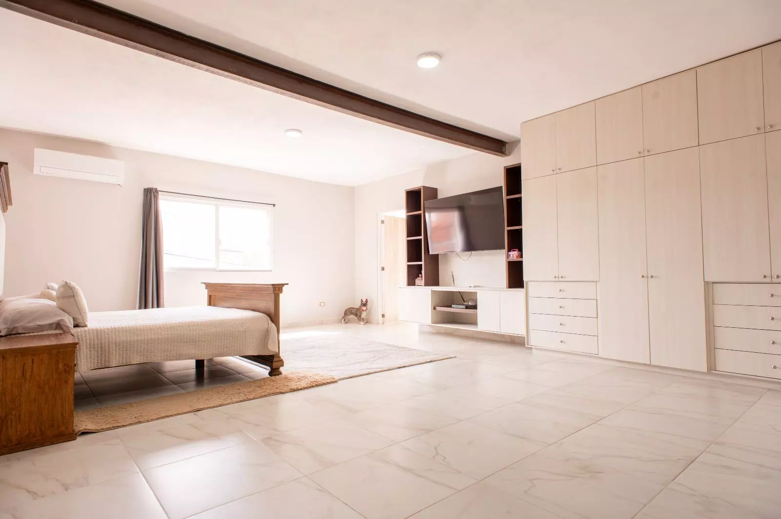 Casa Sara — Lindavista, San Miguel de Allende — photo 10 — spacious master suite, abundant natural light