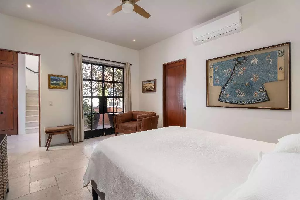 Casa Nobel — Guadiana, San Miguel de Allende — photo 3 — serene master suite, abundant natural light