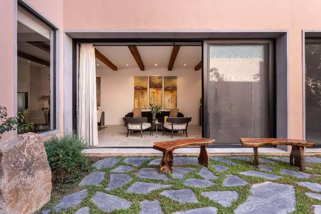 Casa Nobel — Guadiana, San Miguel de Allende — photo 11 — serene courtyard, seamless indoor-outdoor living