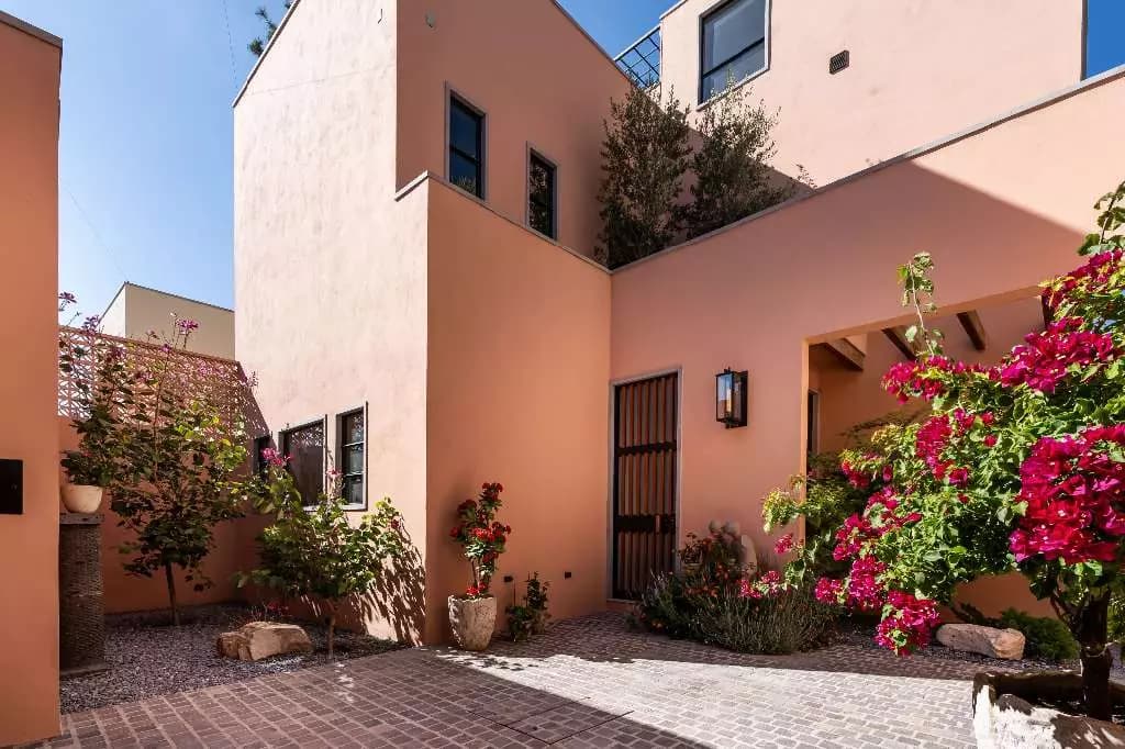 Casa Nobel — Guadiana, San Miguel de Allende — photo 17 — charming courtyard, vibrant bougainvillea oasis