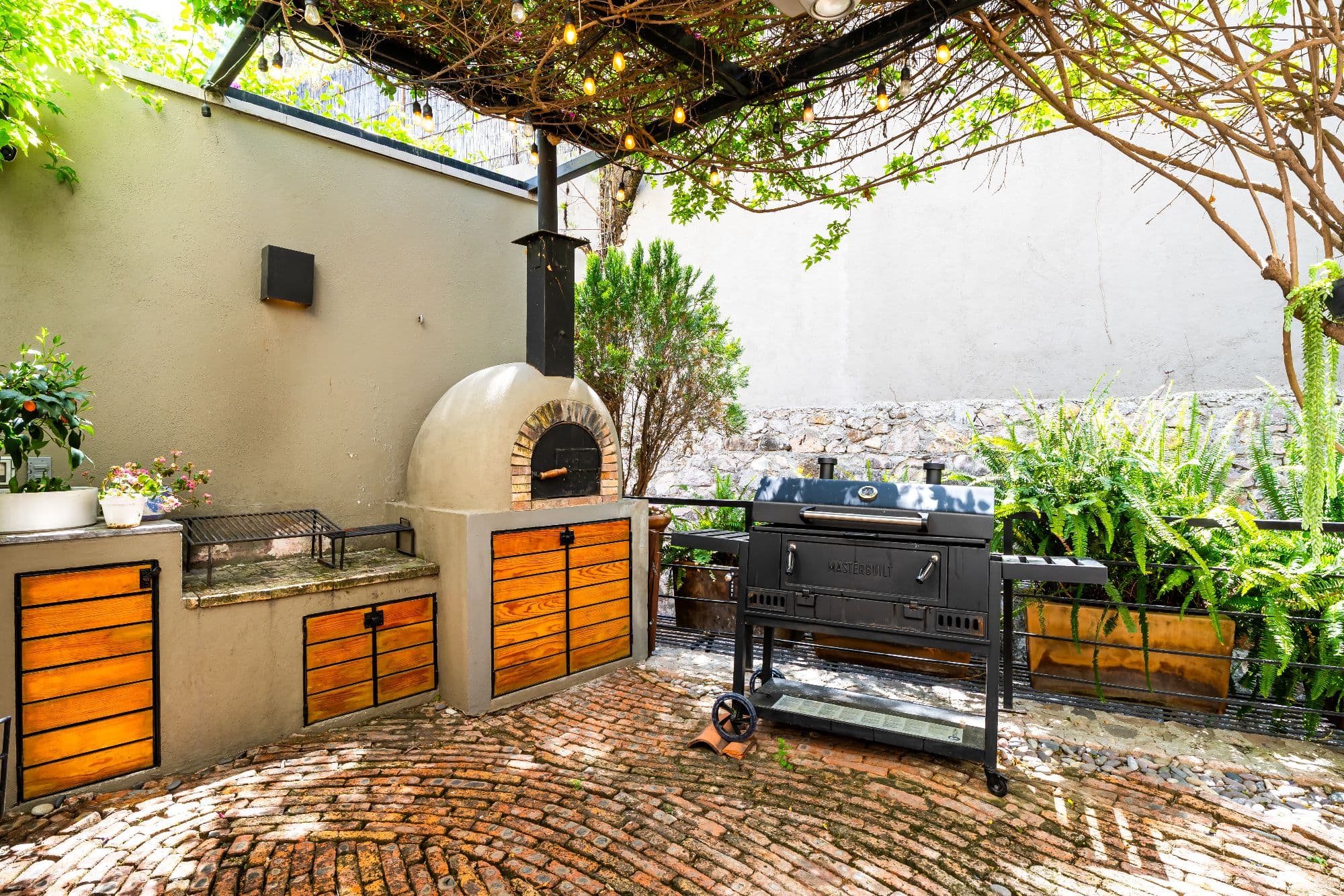 Casa Organza — Centro, San Miguel de Allende — photo 18 — enchanting outdoor culinary oasis