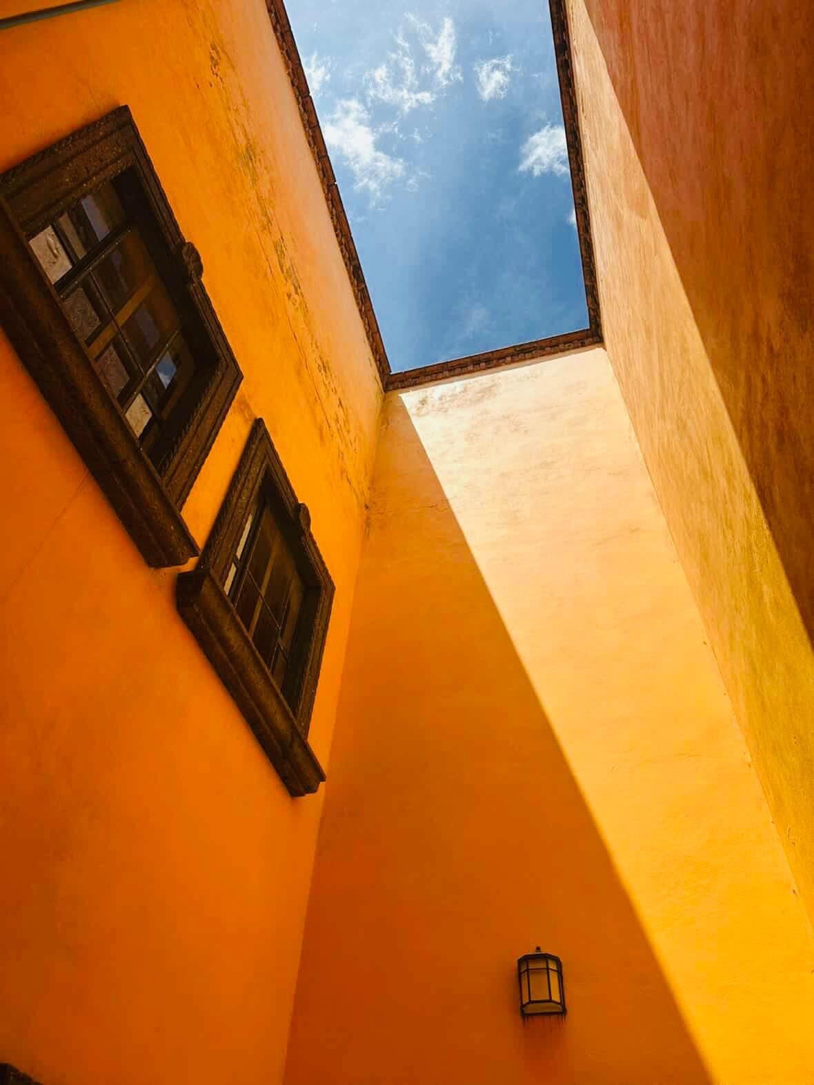 Casa La Lomita — La Lomita, San Miguel de Allende — photo 22 — vibrant courtyard with authentic sky views
