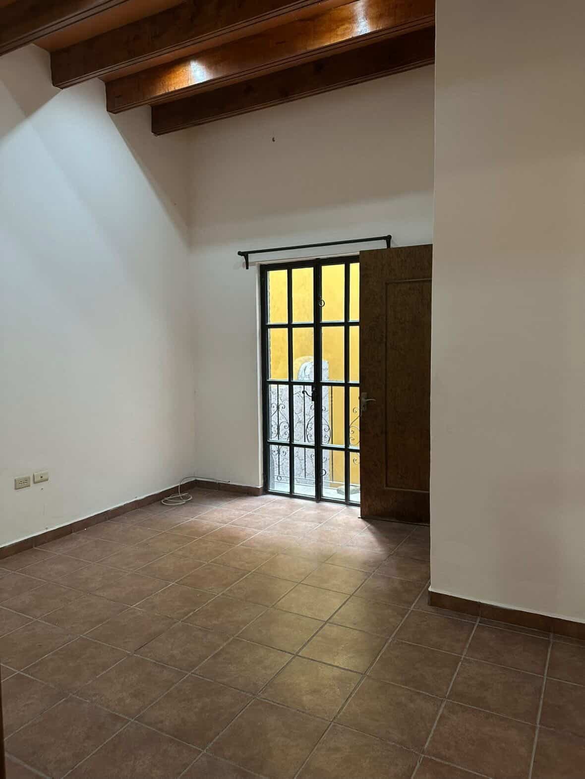 Casa La Lomita — La Lomita, San Miguel de Allende — photo 15 — bright, airy room with architectural charm