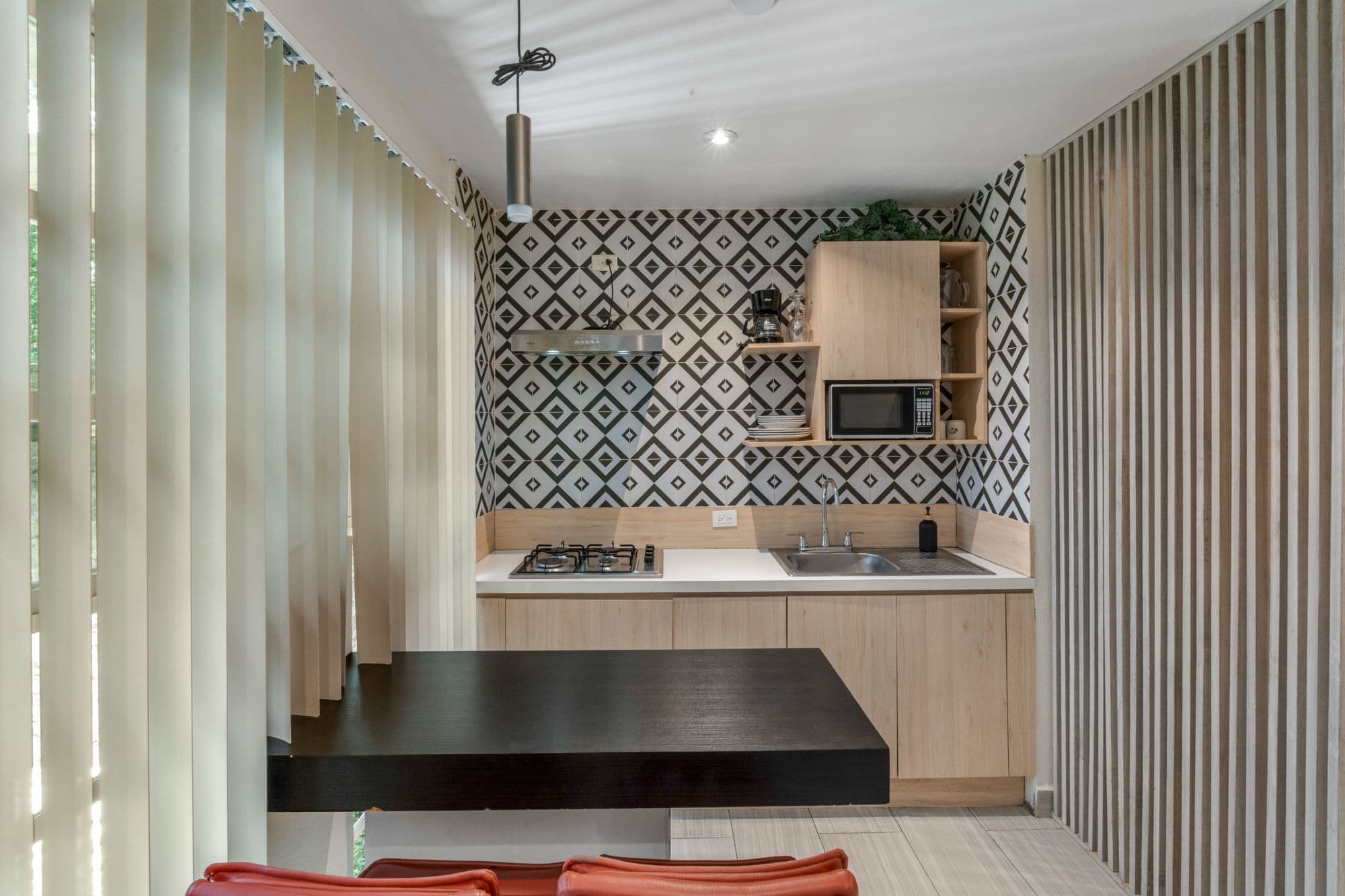 Depas Oratorio — Centro, San Miguel de Allende — photo 5 — contemporary kitchen with geometric elegance