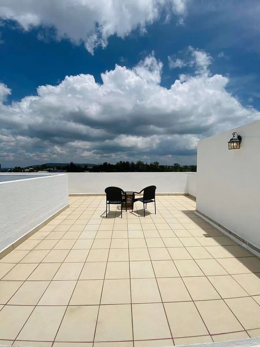 Casa Magenta — El Paraiso, San Miguel de Allende — photo 17 — expansive rooftop terrace, panoramic sky views