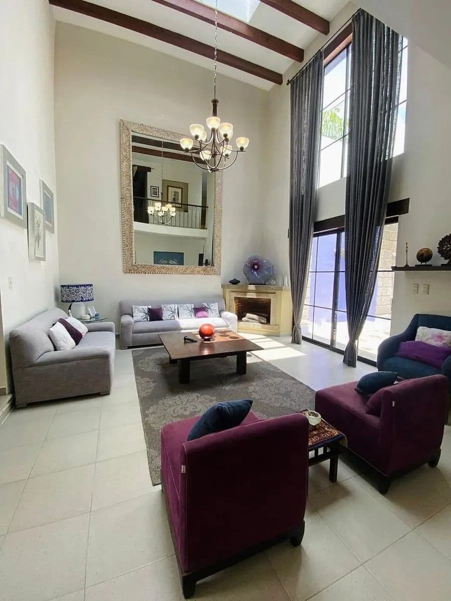 Casa Magenta — El Paraiso, San Miguel de Allende — photo 3 — soaring ceilings, dramatic natural light