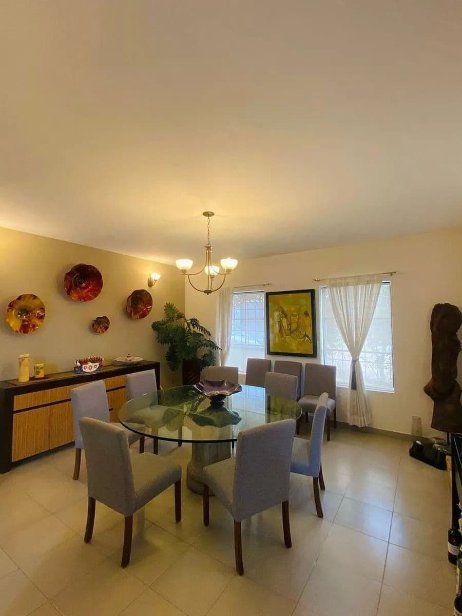 Casa Magenta — El Paraiso, San Miguel de Allende — photo 15 — luminous dining room, sophisticated elegance