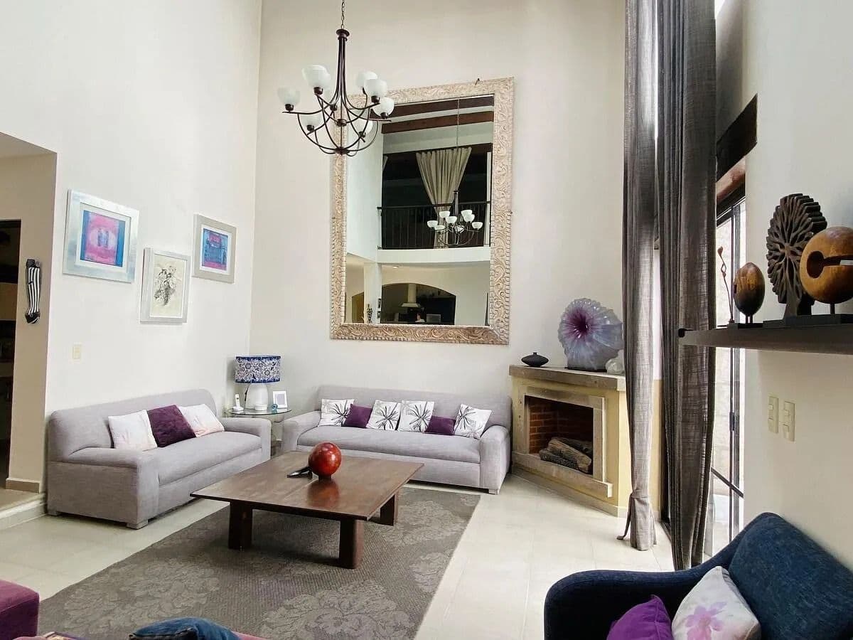 Casa Magenta — El Paraiso, San Miguel de Allende — photo 5 — sophisticated dual-level living elegance