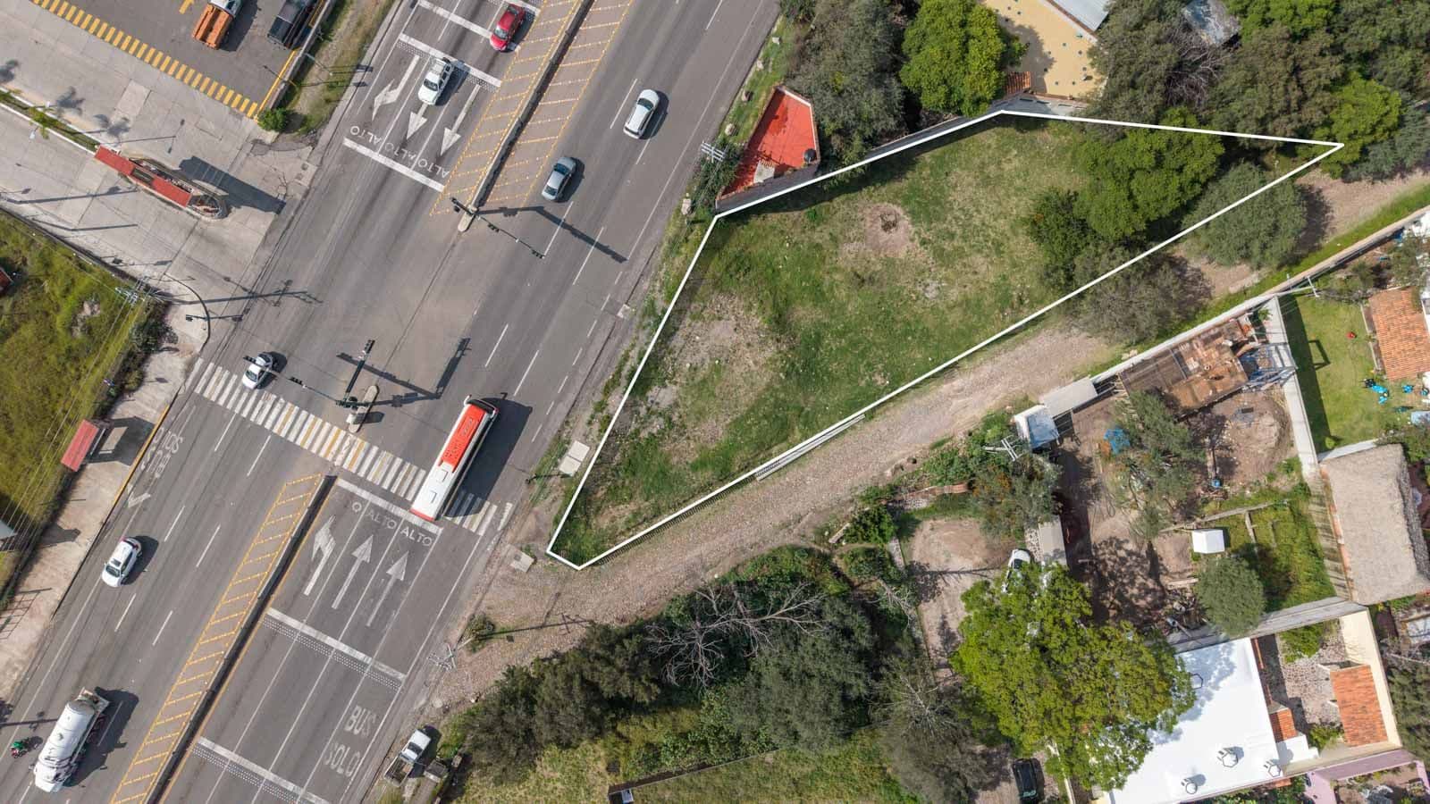 Corner Lot Opportunity — Poblado de Don Diego, San Miguel de Allende — photo 6 — verdant hillside land, abundant natural potential