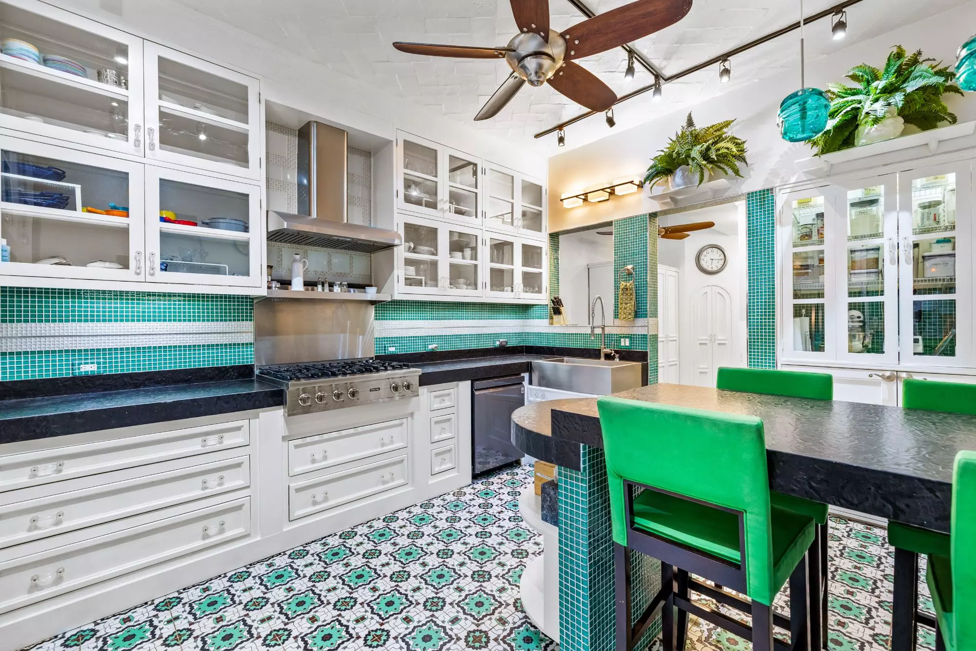 Casa Nueva Aventura — Guadiana, San Miguel de Allende — photo 7 — vibrant contemporary kitchen with artisanal charm