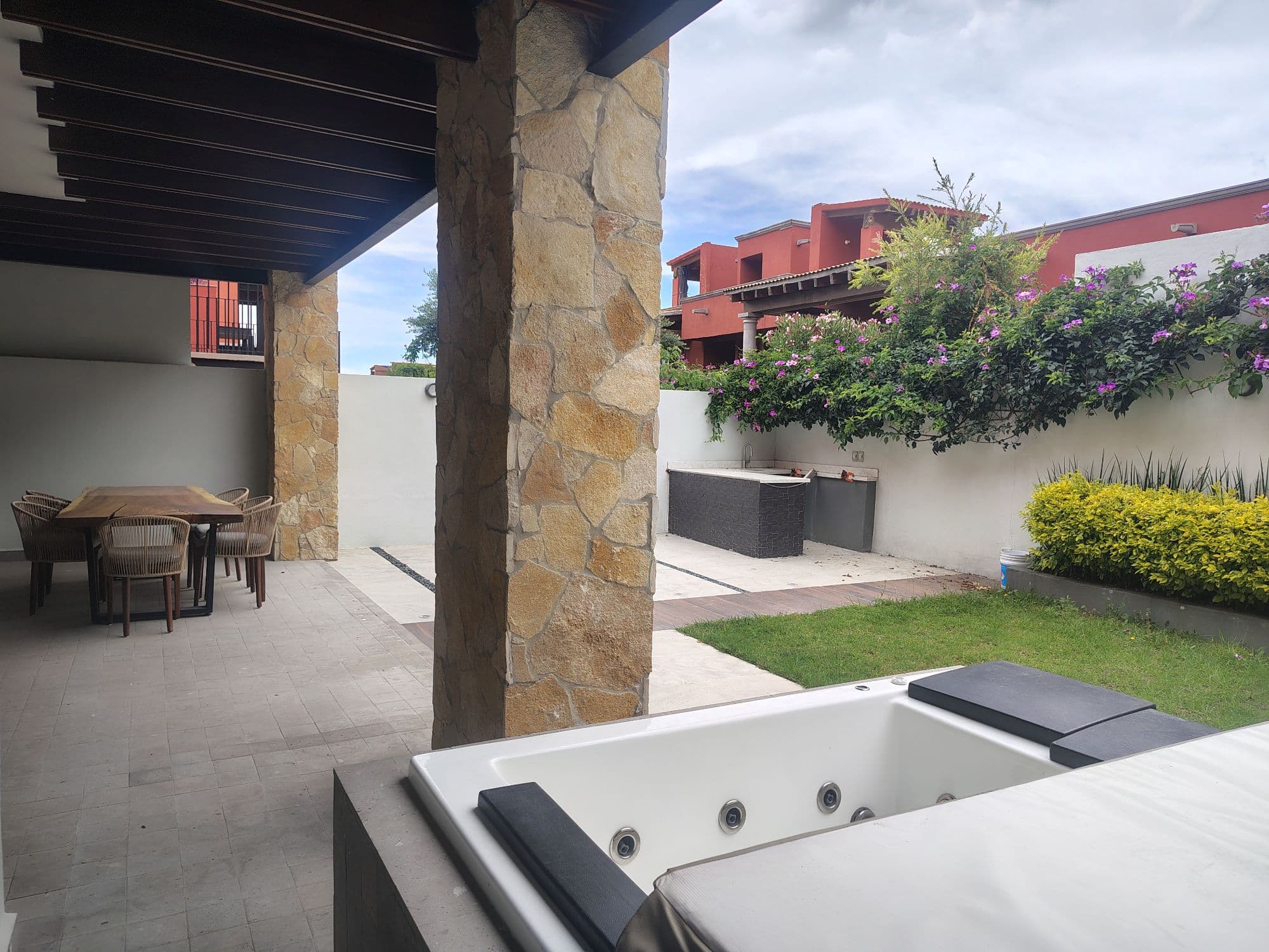 NUBE A 101 SAN FRANCISCO — San Miguel de Allende Centro, San Miguel de Allende — photo 9 — spa sanctuary meets mexican courtyard elegance
