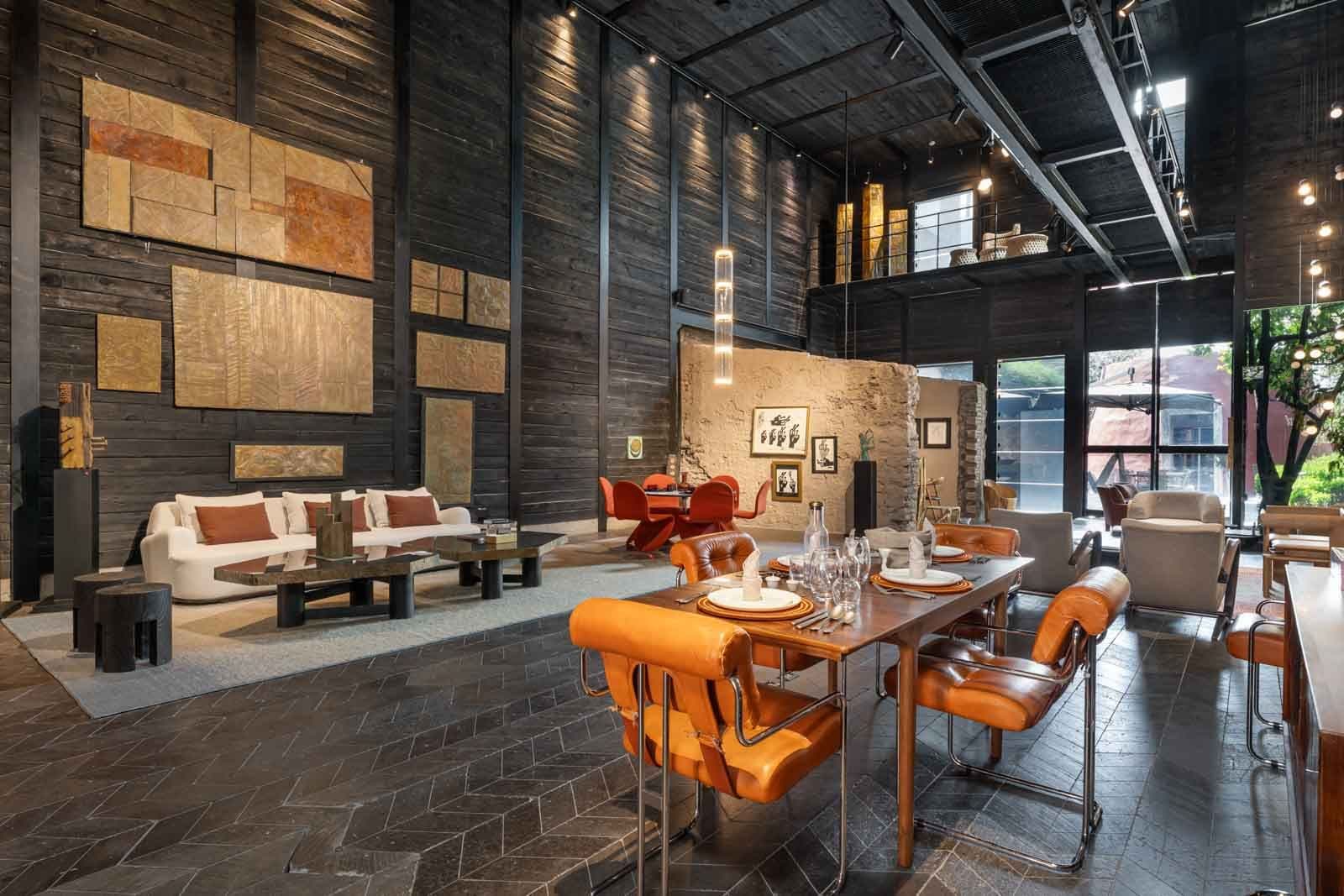 Casa Umbral — Centro, San Miguel de Allende — photo 5 — industrial-chic gallery meets contemporary living