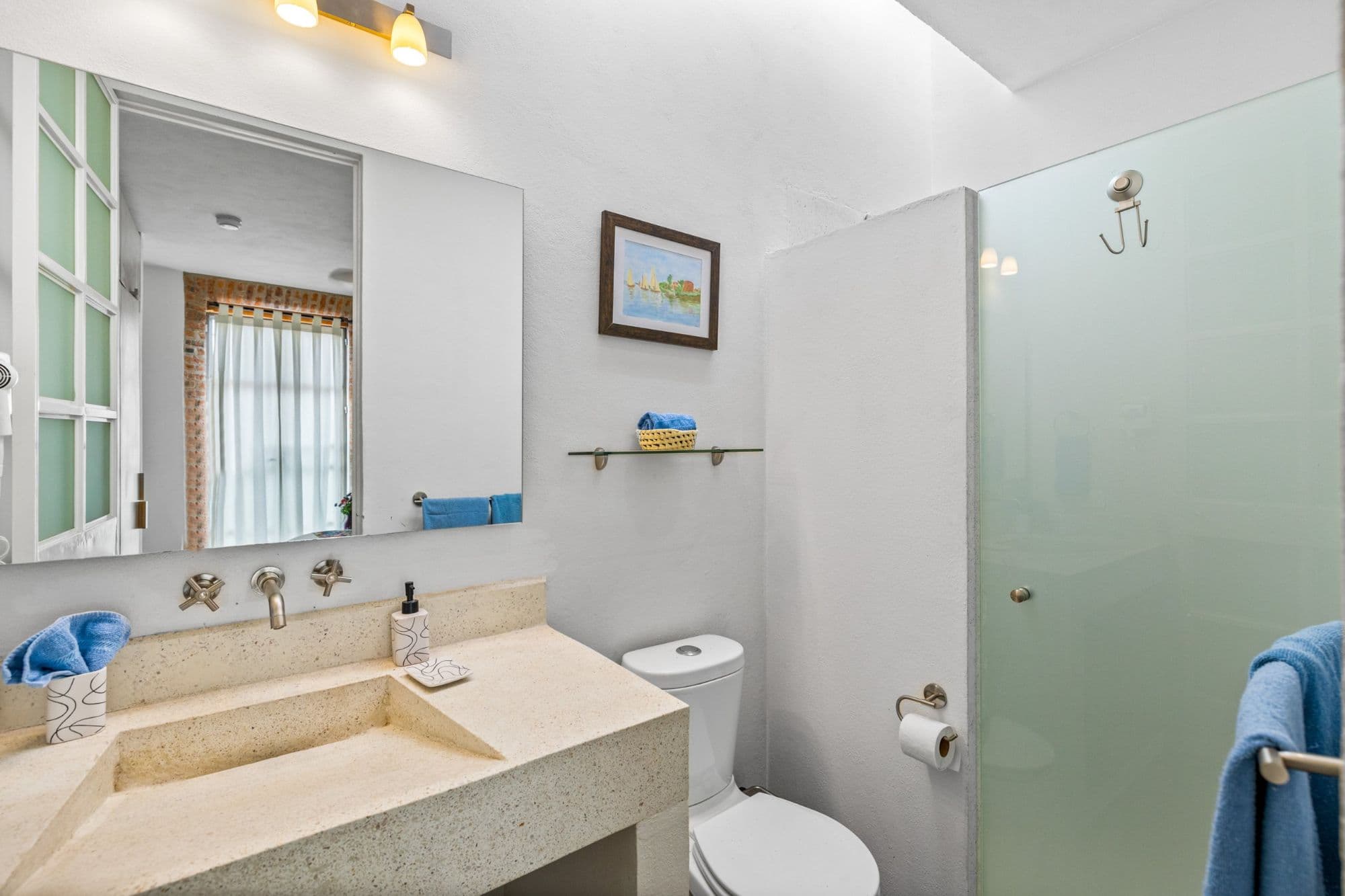 Casa la Luz — San Antonio, San Miguel de Allende — photo 20 — serene coastal-inspired spa bathroom