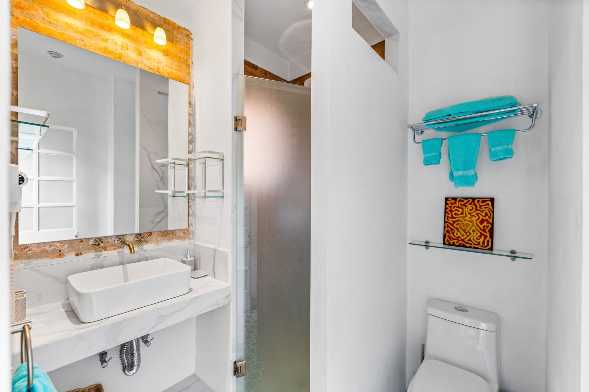 Casa la Luz — San Antonio, San Miguel de Allende — photo 7 — spa-inspired luxury bathroom retreat