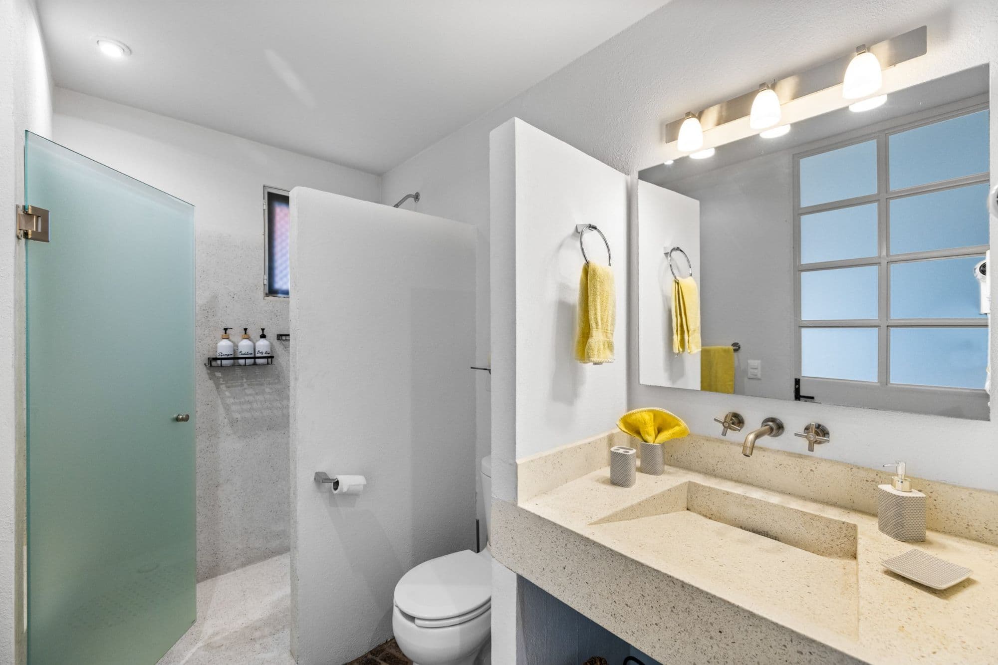 Casa la Luz — San Antonio, San Miguel de Allende — photo 29 — spa-inspired ensuite with designer finishes