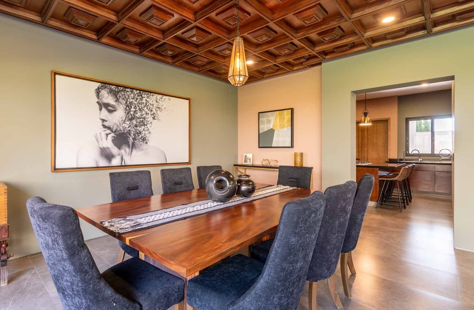 Casa Refugio — Villa de los Frailes, San Miguel de Allende — photo 10 — sophisticated dining with artisanal craftsmanship