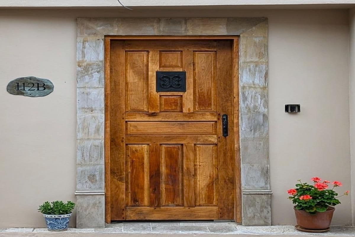 1959 Orizaba 112 — San Antonio, San Miguel de Allende — photo 6 — handcrafted wooden entry, charming colonial elegance
