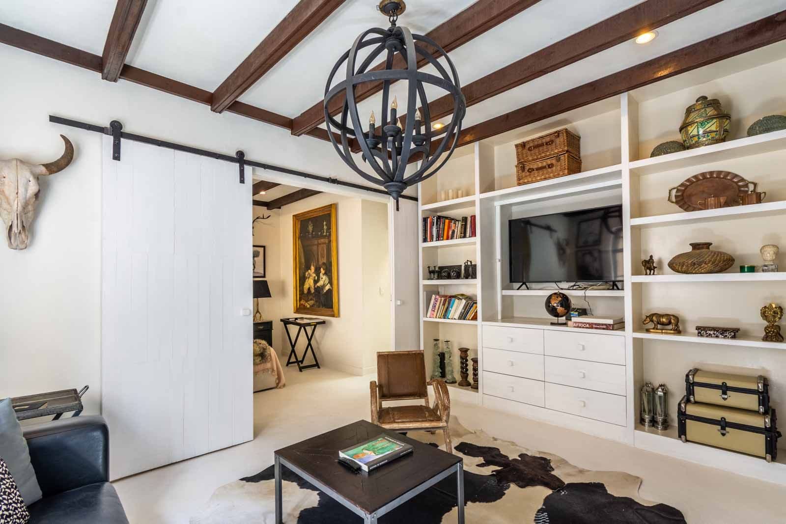 Casa Sol — Centro, San Miguel de Allende — photo 2 — sophisticated entertainment space, exposed beams