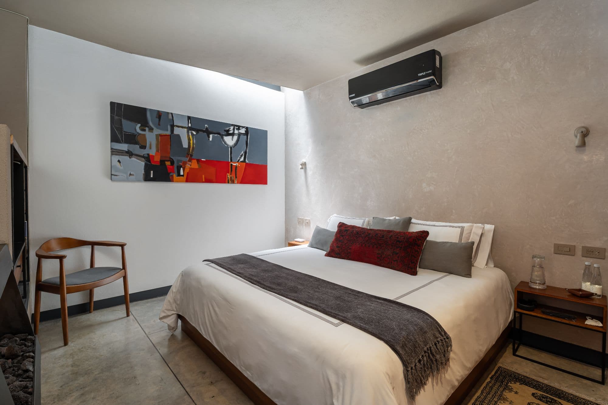 The Lofts — Centro, San Miguel de Allende — photo 14 — contemporary sanctuary with curated elegance