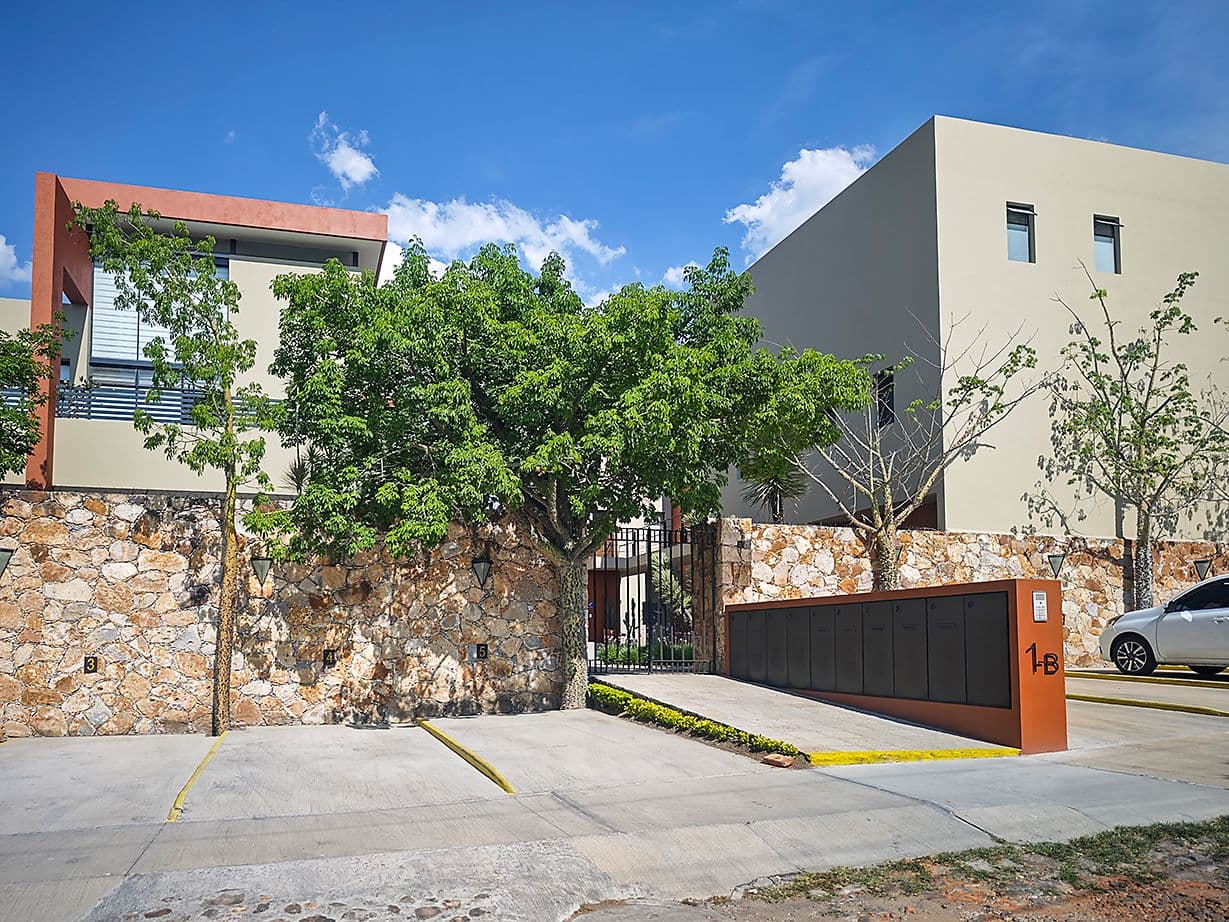 Casa Adrian — San Antonio, San Miguel de Allende — photo 27 — contemporary sanctuary with mature garden charm
