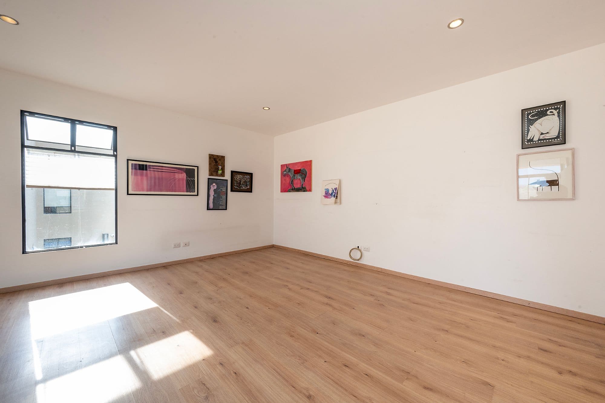 Casa Adrian — San Antonio, San Miguel de Allende — photo 19 — sun-drenched gallery space, artistic potential